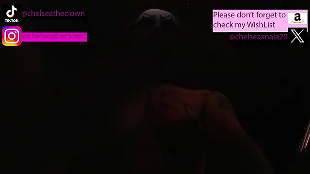 Snapshot of Eloise-brown chatting on January 14, 6:02 pm Eloise-brown online show from January 14, 6:02 pm