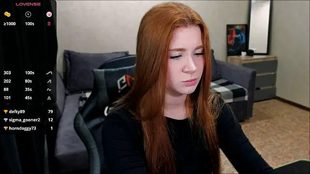 Freckle Diyana online show from December 11, 1:58 am