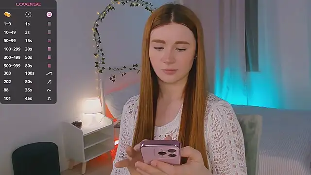 Freckle Diyana online show from January 23, 5:45 am