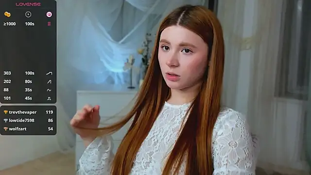 Freckle Diyana online show from February 1, 3:30 am