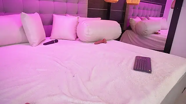 Bella TS  online show from March 6, 12:54 am