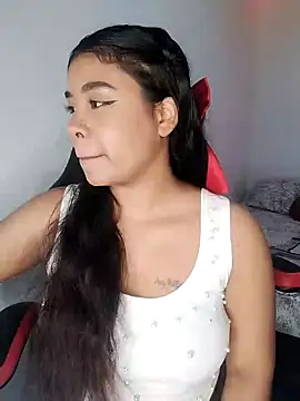 Fanny Klean online show from March 8, 2:01 am