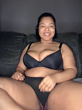 Snapshot of MissAriisback chatting on November 21, 12:37 pm MissAriisback online show from November 21, 12:37 pm