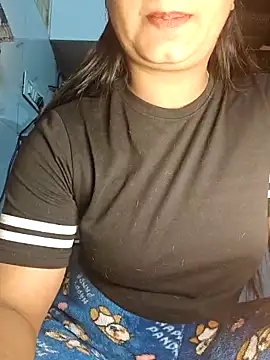 Snapshot of Manpreet_kaur21 chatting on February 12, 12:55 pm Manpreet kaur21 online show from February 12, 12:55 pm