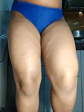 Snapshot of Manpreet_kaur21 chatting on February 15, 12:43 pm Manpreet kaur21 online show from February 15, 12:43 pm