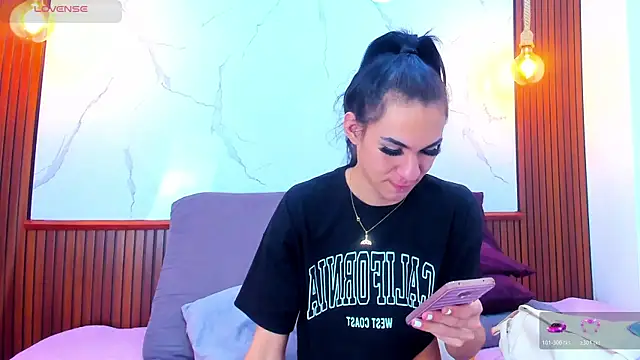 Mia thompson 19 online show from November 14, 5:44 pm