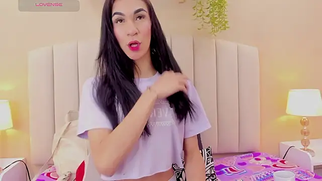 Mia thompson 19 online show from January 31, 8:18 pm