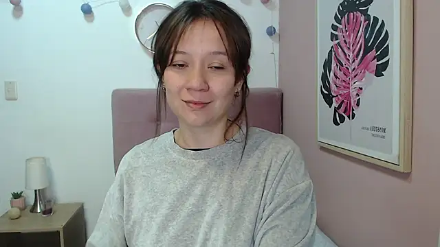 Snapshot of lanna_1878 chatting on March 4, 1:06 pm lanna 1878 online show from March 4, 1:06 pm