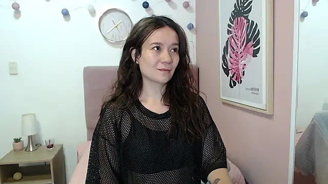 Snapshot of lanna_1878 chatting on March 13, 1:18 pm lanna 1878 online show from March 13, 1:18 pm