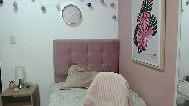 Snapshot of lanna_1878 chatting on April 15, 1:51 pm lanna 1878 online show from April 15, 1:51 pm
