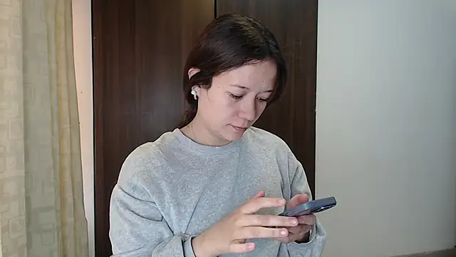 Snapshot of lanna_1878 chatting on May 8, 1:05 pm lanna 1878 online show from May 8, 1:05 pm