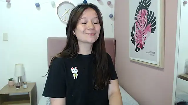 Snapshot of lanna_1878 chatting on May 11, 3:18 pm lanna 1878 online show from May 11, 3:18 pm