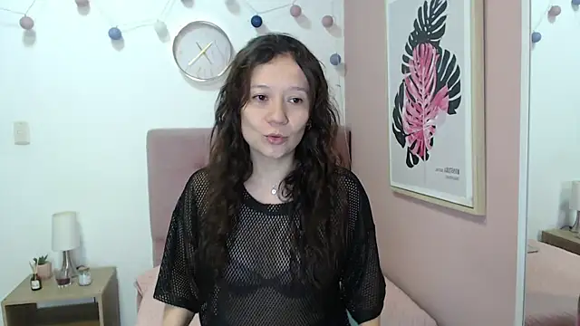 Snapshot of lanna_1878 chatting on May 13, 12:57 pm lanna 1878 online show from May 13, 12:57 pm