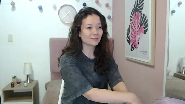 Snapshot of lanna_1878 chatting on June 22, 1:19 pm lanna 1878 online show from June 22, 1:19 pm