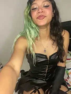 Charlotte Martinez online show from March 13, 3:22 am