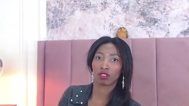 SabrinaDevill online show from November 11, 1:00 pm