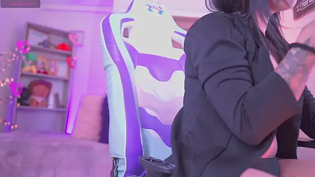 madelyn rose  online show from September 25, 2:04 am