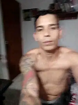 Snapshot of chero_95 chatting on October 2, 7:32 pm chero 95 online show from October 2, 7:32 pm