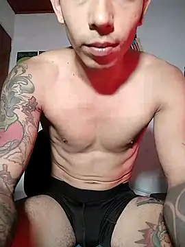 Snapshot of chero_95 chatting on October 29, 9:05 pm chero 95 online show from October 29, 9:05 pm