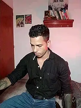 Snapshot of chero_95 chatting on November 14, 10:51 pm chero 95 online show from November 14, 10:51 pm