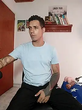 Snapshot of chero_95 chatting on November 22, 8:08 pm chero 95 online show from November 22, 8:08 pm