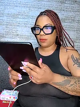 ExclusiveLeexx online show from December 18, 7:47 am