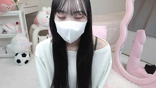 momo room online show from December 16, 10:08 am