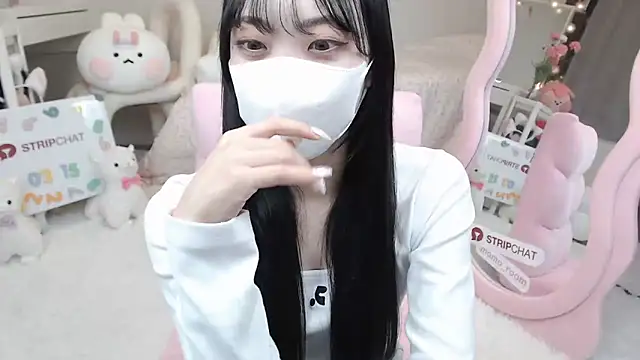 momo room online show from March 15, 10:57 am