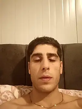 arenn1997 online show from January 13, 10:04 pm