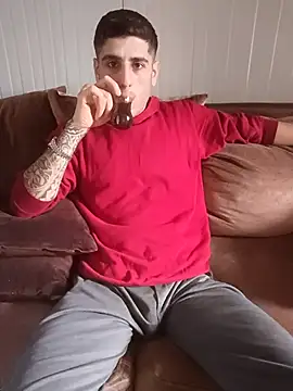 arenn1997 online show from March 21, 12:10 pm