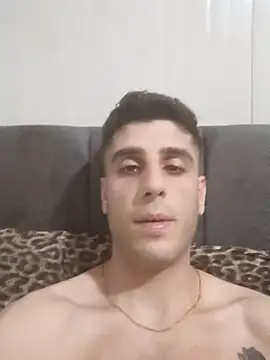 arenn1997 online show from May 16, 1:02 am