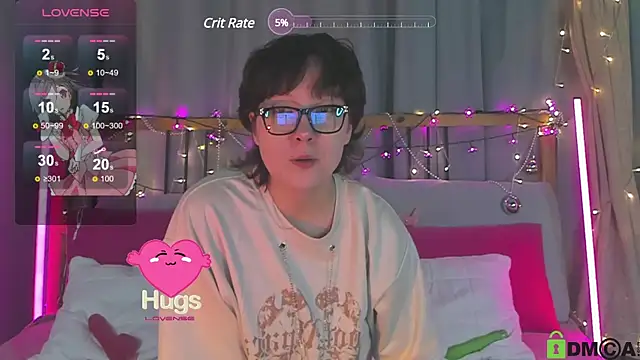 dreamgirllovee online show from December 13, 4:33 am