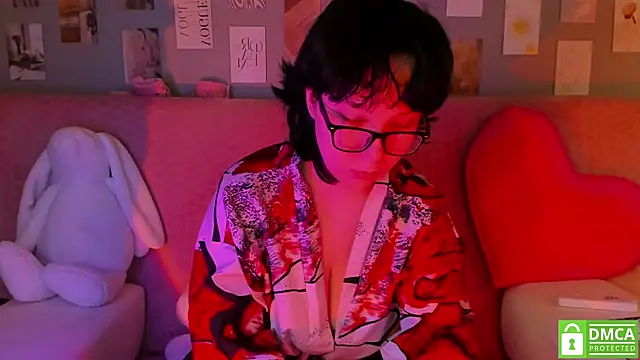 dreamgirllovee online show from March 1, 1:00 am