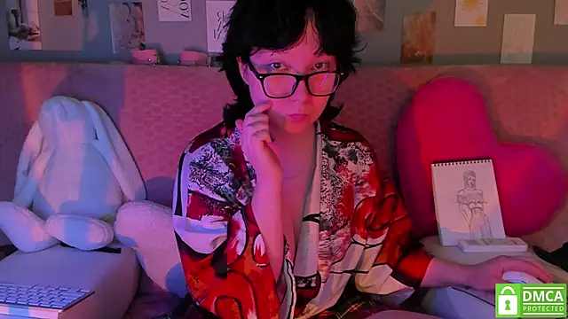 dreamgirllovee online show from March 9, 3:43 am