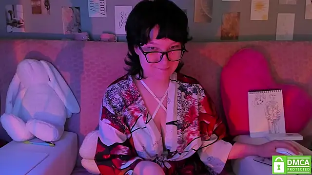 dreamgirllovee online show from March 12, 4:19 am