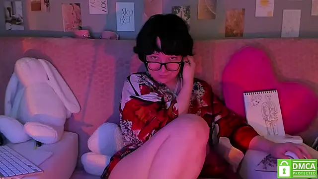 dreamgirllovee online show from March 15, 3:29 am