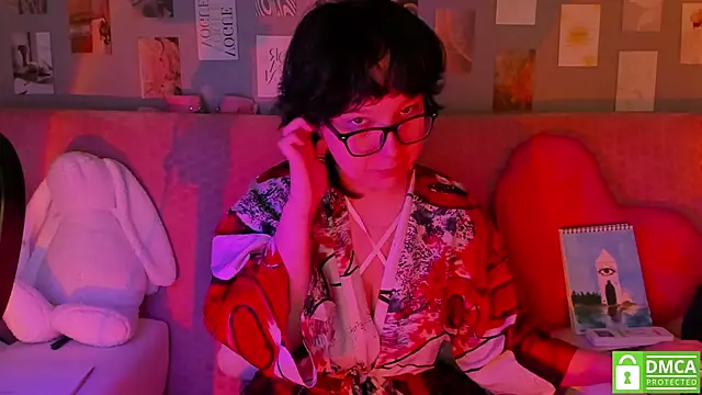 dreamgirllovee online show from March 20, 1:57 am