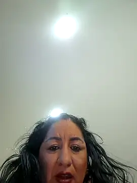 viollett 28 online show from January 8, 12:38 am