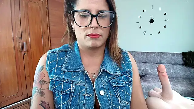 Majo Soussa online show from May 16, 1:54 pm