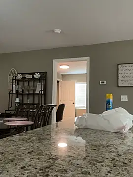 Snapshot of lezbean24 chatting on February 14, 5:53 pm lezbean24 online show from February 14, 5:53 pm