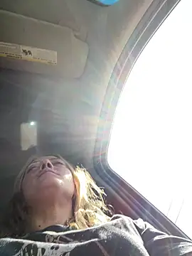 Snapshot of lezbean24 chatting on March 15, 6:14 pm lezbean24 online show from March 15, 6:14 pm