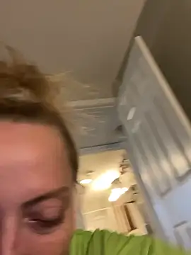 Snapshot of lezbean24 chatting on March 21, 3:48 pm lezbean24 online show from March 21, 3:48 pm