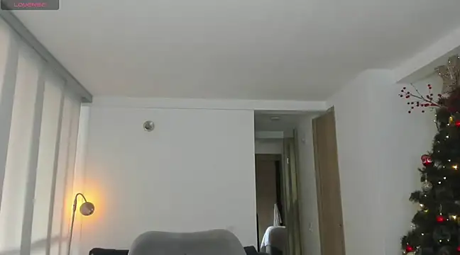 honeyann08 online show from December 19, 8:13 pm