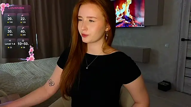 Snapshot of Meow_babe chatting on April 12, 12:32 pm Meow babe online show from April 12, 12:32 pm