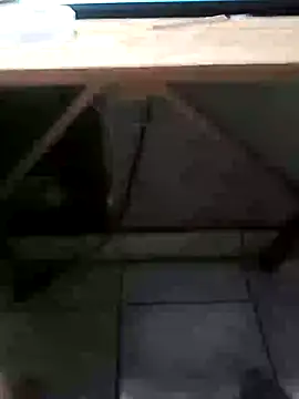 Snapshot of Cris29_84 chatting on February 20, 7:10 am Cris29 84 online show from February 20, 7:10 am