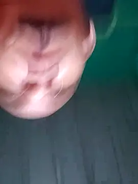 Snapshot of Cris29_84 chatting on March 1, 9:44 am Cris29 84 online show from March 1, 9:44 am