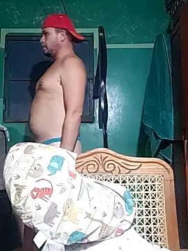 Snapshot of Cris29_84 chatting on March 26, 3:45 am Cris29 84 online show from March 26, 3:45 am