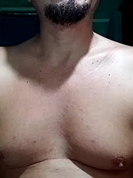 Snapshot of Cris29_84 chatting on March 30, 5:36 pm Cris29 84 online show from March 30, 5:36 pm