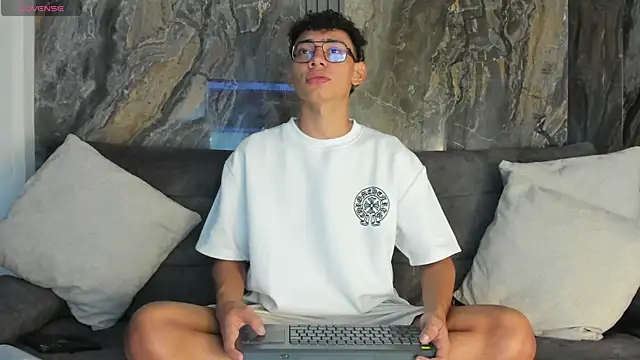 Daviid laidd online show from September 27, 8:14 pm