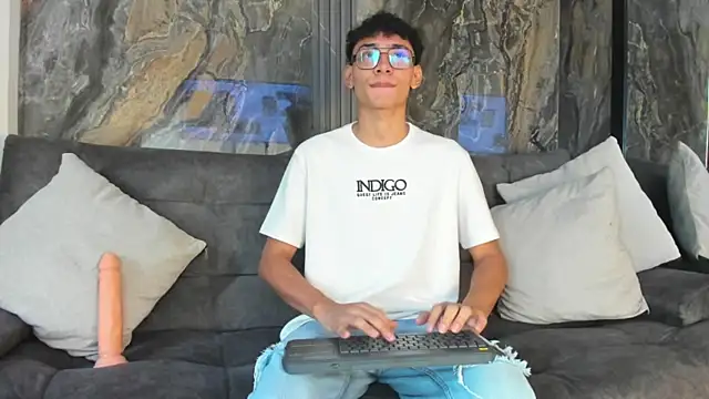 Daviid laidd online show from October 3, 9:12 pm